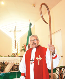 Ilmo. Francisco Moreno, Obispo Primado de la Iglesia Anglicana de México (Foto: Zócalo)